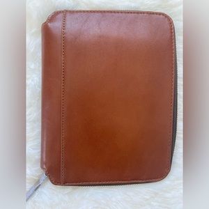 Brand New Fossil Leather organizer